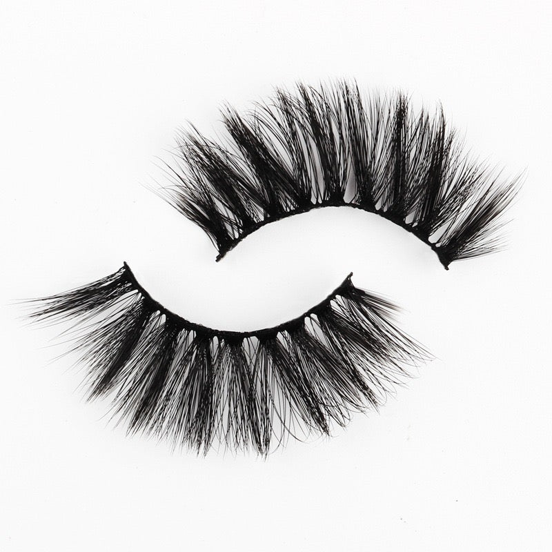Fake lashes for stage