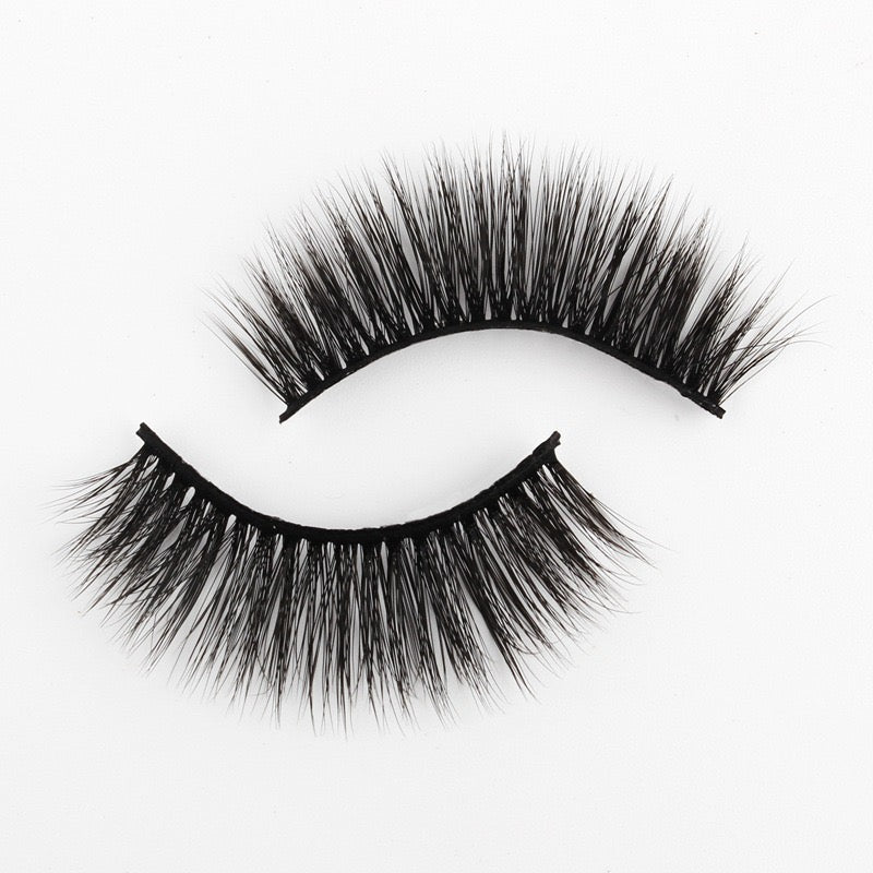 Fake lashes for stage