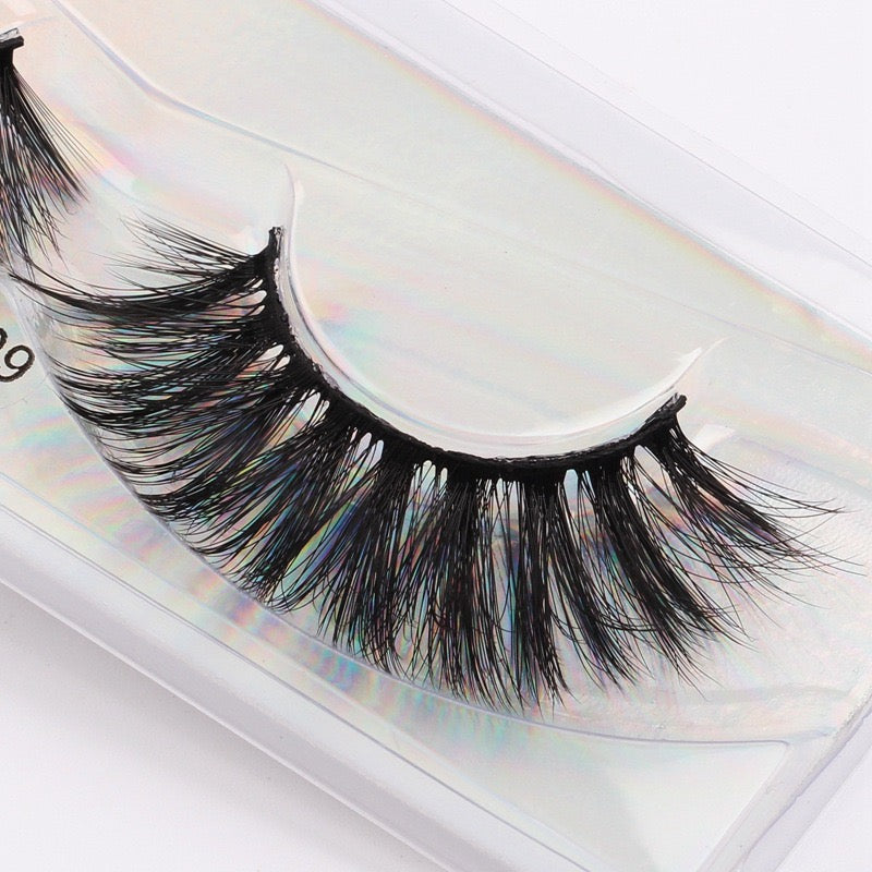 Fake lashes for stage